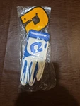 Demarini Vexxum Batting Gloves Youth Small, White And Blue, New Bag. Fixed Price $14.98.