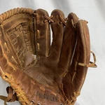 Louisville Slugger Baseball Glove- Steerhide Leather SMGTPS-7 13.5" Rht. Fixed Price $45.00.