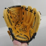 Mizuno Franchise MFR1202T Inch Baseball Glove Tan Durango Leather Right Hand. Fixed Price $40.00.
