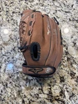 Mizuno Prospect GPP1150Y1 11.5" Youth Baseball Glove Lht Left Hand Throw Nwot. Fixed Price $29.99.