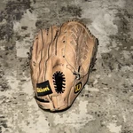 Wilson A1760 14'' Baseball Glove Limited Edition Team Series American Leather Rh. Fixed Price $24.00.