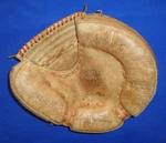 Larry Yogi Berra Mitt Glove Spalding Model 42-7891 New York Yankees. Fixed Price $39.99.