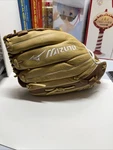 Mizuno GFN1200B4 Franchise Series 12" Baseball Glove Left Handed. Fixed Price $67.96.