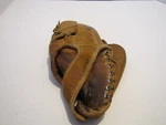 Vtg Wilson A2944 Jim Piersall Professional Model Baseball Glove Rht Used. Fixed Price $29.99.