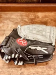 Rawlings 11.5" Baseball Softball Glove SC115BGB Right Hand Throw Black. Fixed Price $15.99.
