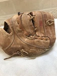 Macgregor Usa GB20 Big Dipper 12 Youth Baseball First Mitt Right Throw. Fixed Price $75.00.