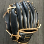 Franklin Ready To Play Kids T-ball Baseball Glove Size 8.5. Fixed Price $14.99.
