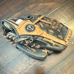 Diamond Kdrk 1000 10" Youth Lht Leather Basket Web Baseball/softball Glove. Fixed Price $15.00.