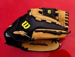 Wilson A360 12 Baseball Glove Right Hand Throw Genuine Leather. Fixed Price $21.00.