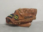 Baseball Glove Wilson A2654 Tom Glavine Signature Edition Right Hand Throw. Fixed Price $19.95.