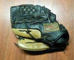 Official Rawlings Gold Glove GG130SB 13'' Leather Pro Softball. Fixed Price $99.99.