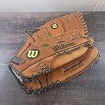 Vintage Wilson Baseball Glove A1865 PS6 13" Rht American Leather Prostaff. Fixed Price $24.99.