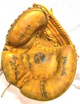 Yogi Berra 42-7891 Spalding Baseball Glove Rht Signature New Web Pocket Lace !!. Fixed Price $89.99.