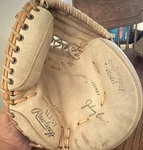 Vintagerawlings Mj 57 Catcher's Mitt Deep Well Pocket Leather Beige Johnny Bench. Fixed Price $39.99.