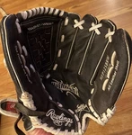 Rawlings Highlight Series 12.5" Baseball Glove Right Handed Thrower HFP125BRW. Fixed Price $19.99.