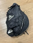 Akadema Professional APP240 33.5" Right Hand Thrower Catchers Mitt. Fixed Price $69.99.