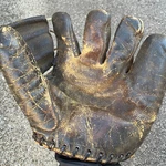 Vintage Wilson Sporting Goods Baseball Glove Rht Hand Formed Ready Broke Pad. Fixed Price $29.97.