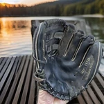 Rawlings Ozzie Smith Model Baseball Glove RBG117B Rht 11" Fits Your Hand. Fixed Price $13.00.