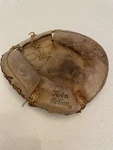 Vintage Wilson Duane Josephson Catchers Baseball Mitt Glove A2524 Rht. Fixed Price $24.00.