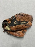 Louisville Slugger Baseball Glove Tpx Helix 11" HXY1102 Rht. Fixed Price $19.89.