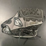 Louisville Slugger Genesis 1884 Baseball Glove 10IN. Right Hand Throw Rht. Fixed Price $12.00.