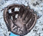 Wilson Rht Glove Joe Carter Autograph Model Baseball A2725 Black. Fixed Price $8.99.