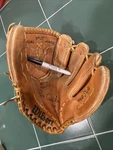 Vtg Wilson A2940 Pro Style 12 Ron Guidry Baseball Glove Dual Hinge Web Rht. Fixed Price $19.00.