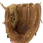 Nokona Amg 600-CW 12.5 American Legend Series Pro Model Baseball Glove (rht). Fixed Price $180.00.