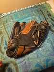 Baseball Glove Adidas 12" Rht Ts 1200BR Eazy Close Brown / Black. Fixed Price $11.43.