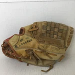 Vintage Rawlings 12" 21106 Dale Murphy Baseball Glove. Fixed Price $10.00.