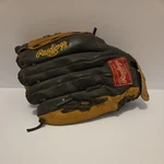 Rawlings Renegade Series Baseball Glove Mitt RS1300 13" Right Hand Throw Rht. Fixed Price $23.00.