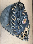 Easton Bmx Black Magic Baseball Catchers Mitt Right Hand Leather. Fixed Price $19.99.