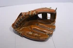 Robin Yount Glove Rawlings RBG170 Signature 9" Kids Baseball. Fixed Price $5.99.
