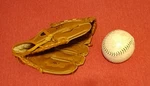 Spalding TBL1 #44-047 Rht 10.0" Official T-ball Ezflex Baseball Mitt & Dudley 12. Fixed Price $10.00.