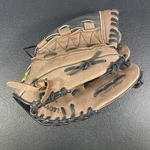 Wilson Sports A450 AD450 FP115 11.5" Fast Pitch Glove Rht Leather Monsta Web. Fixed Price $20.00.