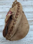 Vintage Louisville Slugger LPS210 Catchers Mitt Players Series Rht Rare. Fixed Price $24.59.