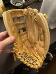 1990S Era Rawlings RBG22 Jose Canseco Model Baseball Glove Rh. Fixed Price $35.00.