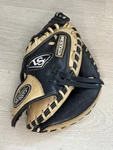Louisville Slugger Omaha Flare Series OF14-BK Catcher's Mitt Glove CM1 Rht. Fixed Price $79.99.