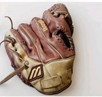 Mizuno Glove 12" Gvp 1201 Rh Right Hand Solid Webbing. Fixed Price $19.98.
