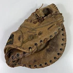 Vintage Wilson A2864 Don Mincher The Big Scoop Baseball Glove For Rht Mitt. Fixed Price $19.95.