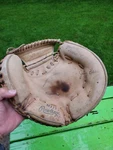 Vintage Rawlings Model MJ77 Johnny Bench Catchers Mitt, Free Shipping. Fixed Price $45.00.