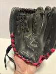 Mizuno Finch Softball Glove Black Pink Inches Right Hand Throw GPP1105F2 Rg. Fixed Price $15.95.
