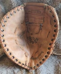 *very Rare* Vtg Macgregor GB20 Moose Skowron Baseball Glove Mitt Lht 1960S. Fixed Price $149.99.