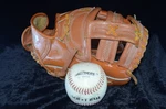 Windsor 37044 Triple Genuine Leather Baseball Glove /soft-t Set Sport. Fixed Price $14.99.