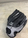 Mizuno Prospect Series Model Gpp 1150 11.5 Power Close Glove. Fixed Price $6.00.