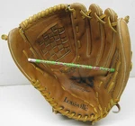 Louisville Slugger Tournament GTPS-8 13.5" Softball Glove Right Hand Throw. Fixed Price $39.00.