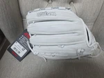 Wilson A1000 12.5" V125 Outfield Fastpitch Softball Rh Glove - WBW102594125. Fixed Price $138.88.