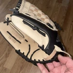 Adidas Baseball Glove Youth Ts 1150NBB Eazy Close Rht 11.5" Triple Stripe Brown. Fixed Price $19.99.