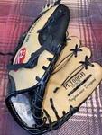 Rawlings Baseball Glove 10.0 PL100GB. Fixed Price $8.51.