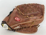 Rawlings R200 Baseball Glove Mitt Basket Web 13.5 Inch Rht Fastback Softball. Fixed Price $135.00.